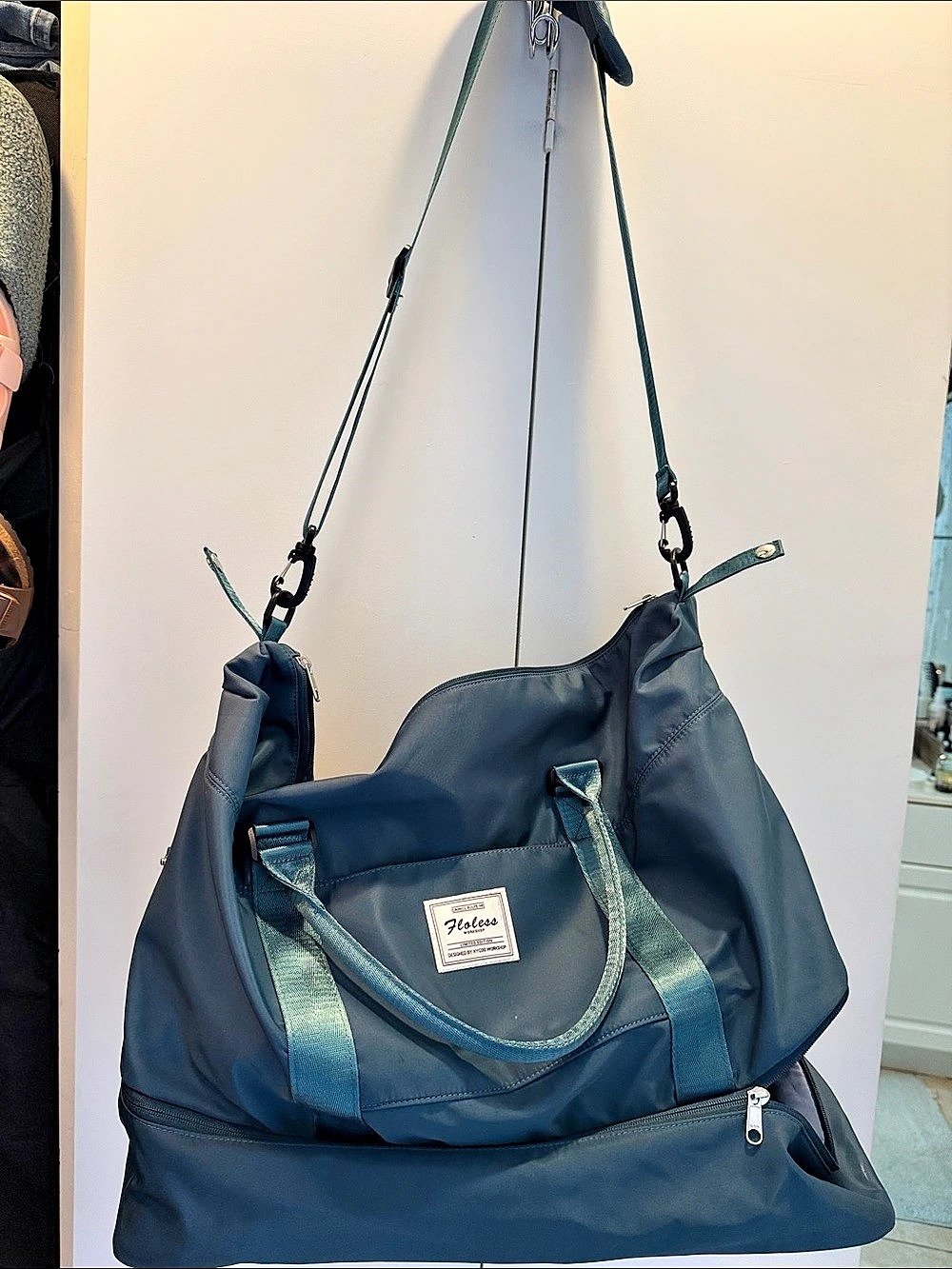 Floless Limited Edition Travel Bag in Blue & Green Like New